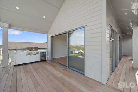 Photo of property in 35 Kikorangi Drive, Wainui, Silverdale, 0992