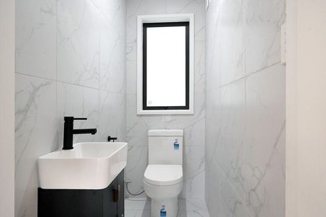 Photo of property in 6/1 Waters Place, New Lynn, Auckland, 0600