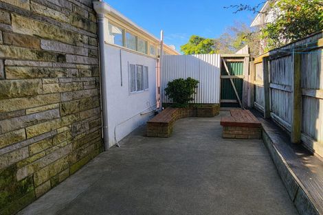 Photo of property in 56 Durie Street, Durie Hill, Wanganui, 4500