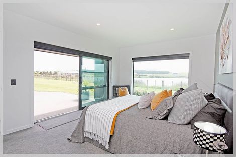 Photo of property in 16 Carex Grove, Foxton Beach, Foxton, 4815