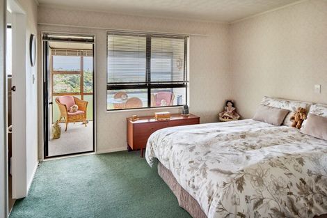 Photo of property in 36 Mercury Way, Whitby, Porirua, 5024