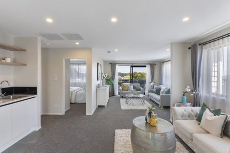 Photo of property in 345 Flat Bush School Road, Flat Bush, Auckland, 2019