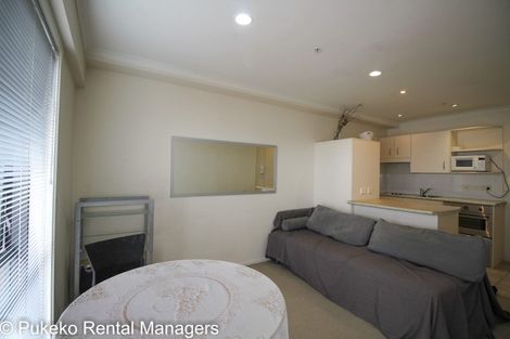Photo of property in 3d/18 Ronwood Avenue, Manukau, Auckland, 2104