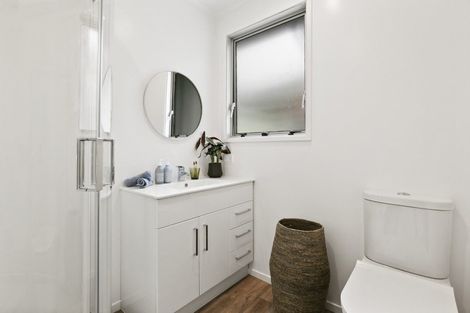 Photo of property in 176 Queens Drive, Lyall Bay, Wellington, 6022