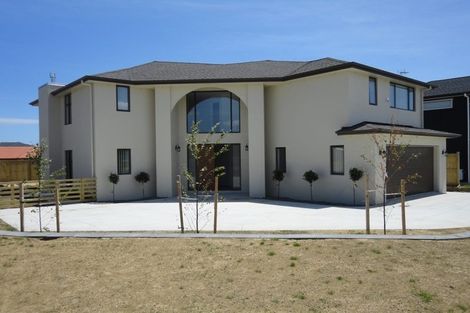 Photo of property in 283 Harbourside Drive, Karaka, Papakura, 2113