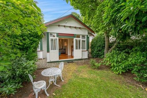 Photo of property in 194 Collingwood Street, Nelson, 7010