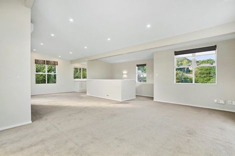 Photo of property in 7a Shortland Street, Khandallah, Wellington, 6035