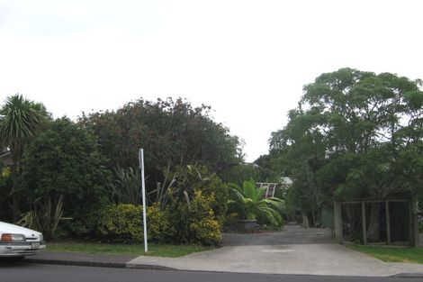 Photo of property in 1/22 Kaipatiki Road, Glenfield, Auckland, 0629