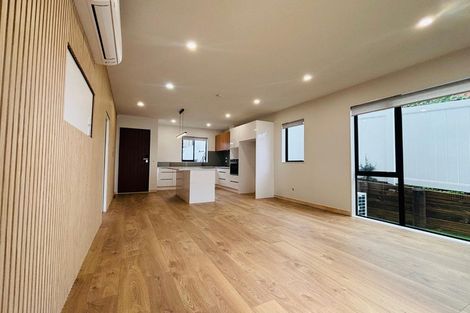 Photo of property in 21e Putini Road, Mangere Bridge, Auckland, 2022