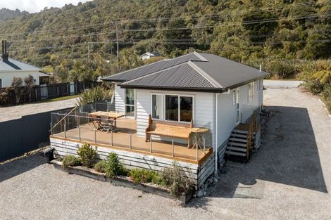 Photo of property in 145 Torea Street, Granity, 7823