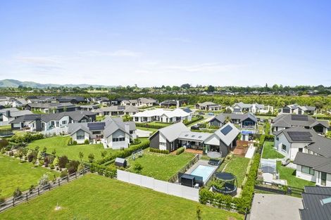 Photo of property in 20 Mike Smith Drive, Cambridge, 3434