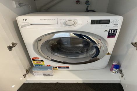 Photo of property in 3/83 Austin Street, Mount Victoria, Wellington, 6011