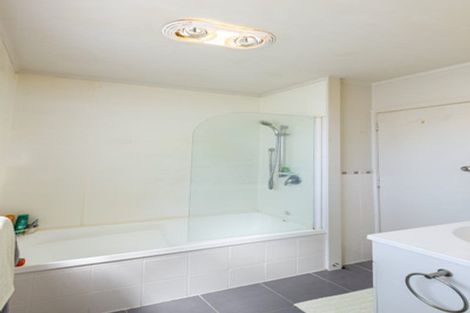Photo of property in 14b Seaspray Drive, Mount Maunganui, 3116