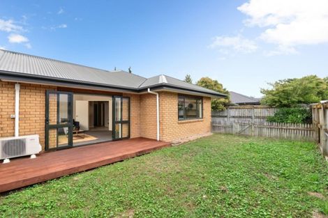 Photo of property in 8 Henley Court, Huntington, Hamilton, 3210