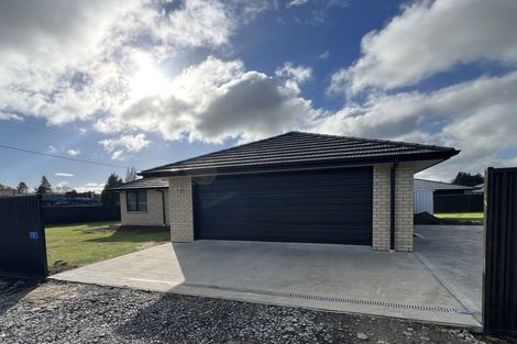 Photo of property in 1 North Foreland Street, Waihola, Milton, 9073