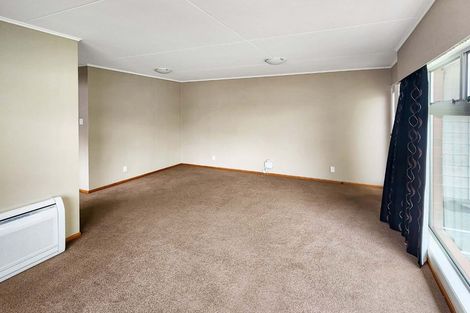Photo of property in 2 Ferretti Grove, Avalon, Lower Hutt, 5011