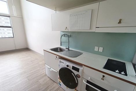 Photo of property in Urbane Apartments, 34/29 Webb Street, Mount Cook, Wellington, 6011
