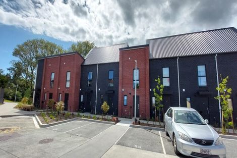 Photo of property in 2/125b Metcalfe Road, Ranui, Auckland, 0612