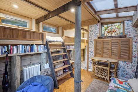 Photo of property in 2 Bacon Street, Broad Bay, Dunedin, 9014