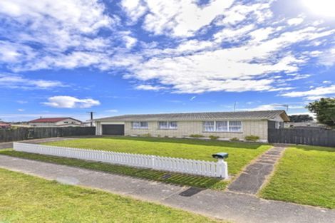 Photo of property in 1/5 Onslow Road, Papakura, 2110