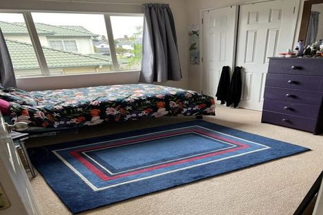 Photo of property in 41 Corta Bella Place, Golflands, Auckland, 2013
