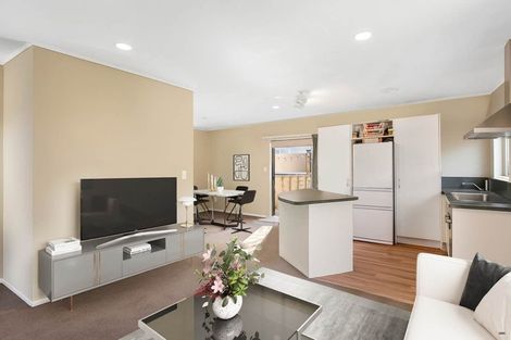 Photo of property in 1/799 Beach Road, Browns Bay, Auckland, 0630