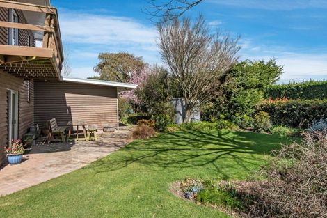 Photo of property in 1908 Old West Coast Road, Kirwee, Christchurch, 7671