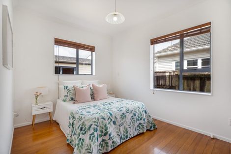 Photo of property in 54 Athlone Crescent, Avalon, Lower Hutt, 5011