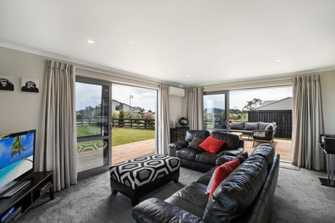 Photo of property in 1 Martingale Drive, Kingseat, Papakura, 2580
