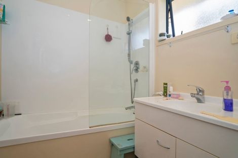 Photo of property in 2 Mayfair Close, Whitianga, 3510