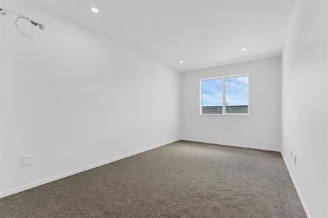 Photo of property in 17b Waka Ama Road, Karaka, 2113