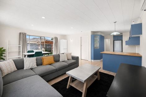 Photo of property in 52 Vardon Road, St Andrews, Hamilton, 3200
