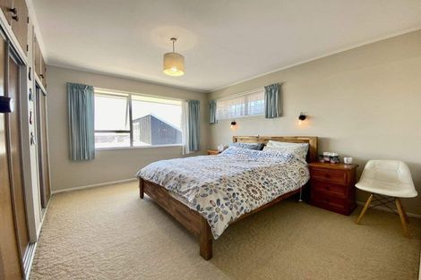 Photo of property in 15 Chilton Drive, Mairehau, Christchurch, 8052