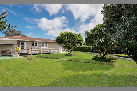 Photo of property in 98 Gloucester Road, Manurewa, Auckland, 2102