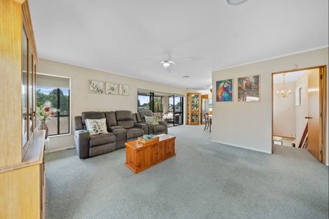 Photo of property in 5 Whakapaki Street, Urenui, 4375