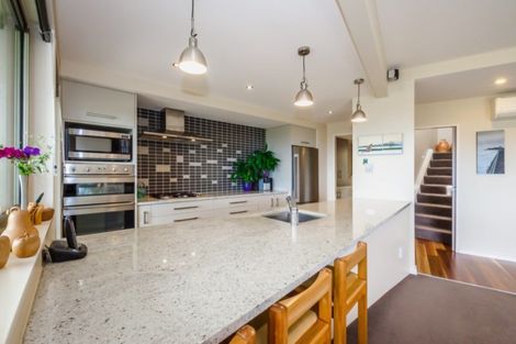 Photo of property in 2 Ocean Vista Lane, Paraparaumu, 5032