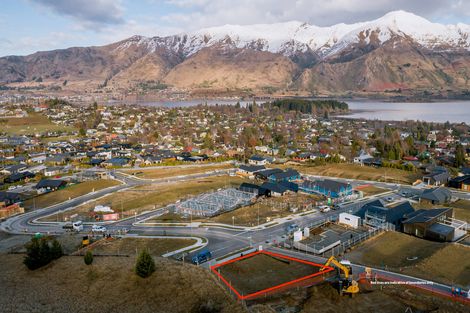 Photo of property in 86 Mills Road, Brooklyn, Wellington, 6021