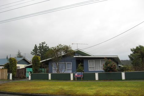 Photo of property in 57 Omapere Street, Dobson, Greymouth, 7805