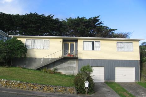 Photo of property in 5 Ceres Crescent, Johnsonville, Wellington, 6037