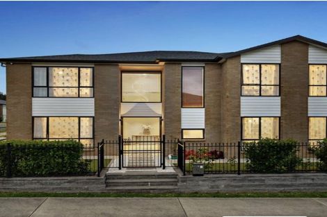 Photo of property in 2 Creggan Crescent, Flat Bush, Auckland, 2019