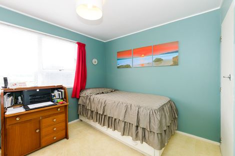 Photo of property in 15a Meadowbrook Drive, Cloverlea, Palmerston North, 4412