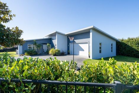 Photo of property in 18 Tulip Drive, Cambridge, 3434