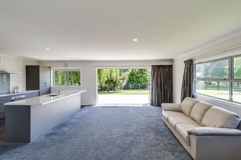 Photo of property in 35 Guy Street, Waipawa, 4210