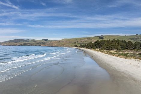 Photo of property in 62 Beach Road, Long Beach, Port Chalmers, 9081