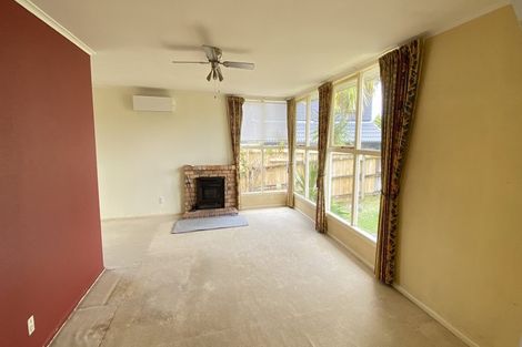 Photo of property in 25 Withers Road, Glen Eden, Auckland, 0602