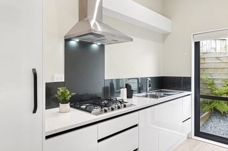 Photo of property in 142 Lisle Farm Drive, Pukekohe, 2120