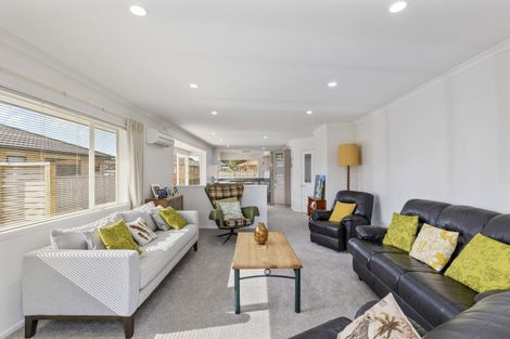 Photo of property in 112b Govett Avenue, Frankleigh Park, New Plymouth, 4310