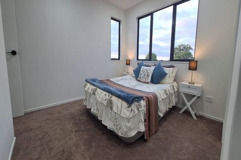 Photo of property in 21d Laura Street, Kelston, Auckland, 0602