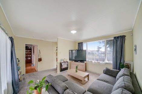 Photo of property in 73 Calthorp Close, Favona, Auckland, 2024
