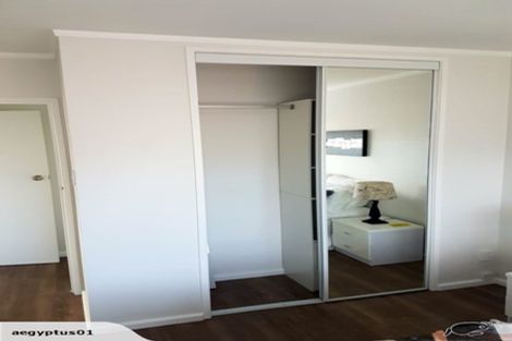 Photo of property in 4/27 Nikau Street, New Lynn, Auckland, 0600